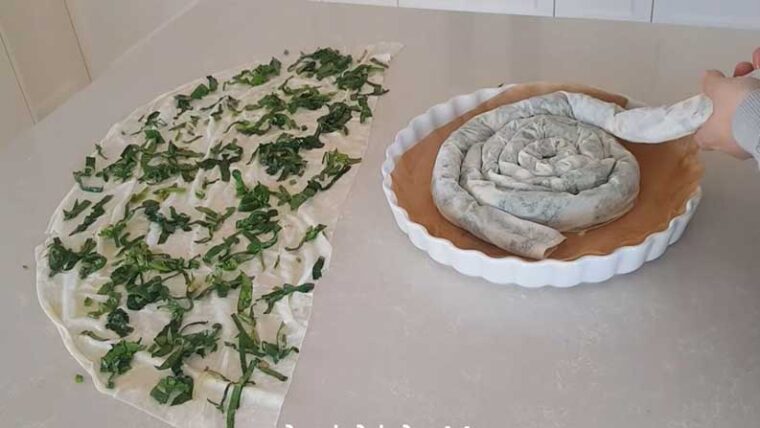 Hemen Yap Yada 1 Buzluğa Kaldır Misafirin Bayılacağı Börek Tarifi