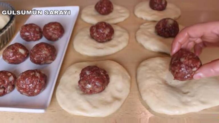 Yıldız Olmaya Aday İkramlık Börek Tarifi