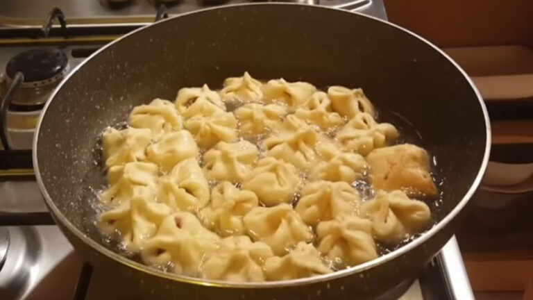 Pıtır Pıtır Yenen İkramlık Yağ Mantısı Tarifi