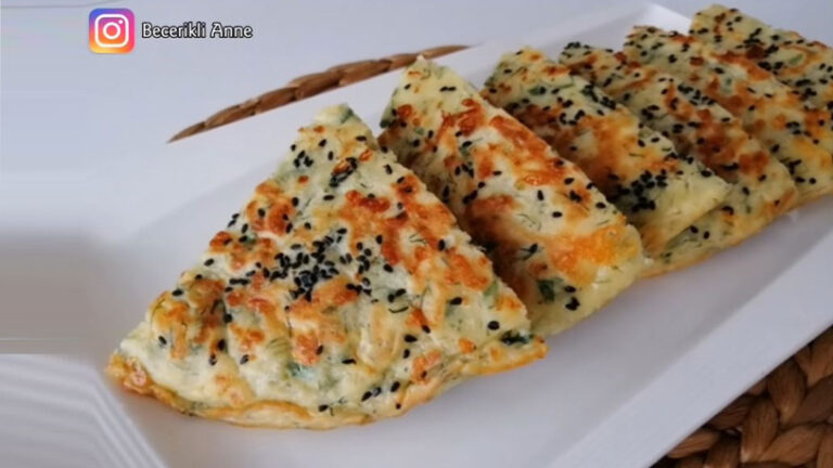 Çay Demlenmeden Pişen Kahvaltılık Çörek Tarifi