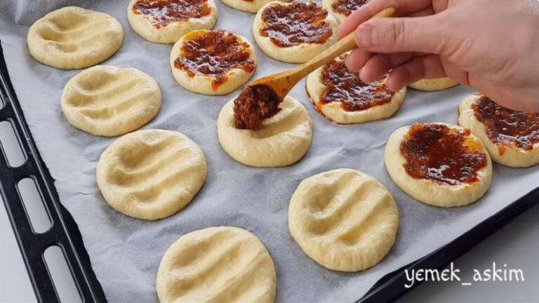 Az Malzemeden Herkese Yeten İkramlık Tarifi