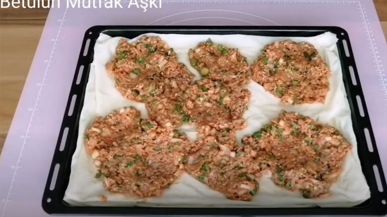 Pratik Lahmacun Gibi Dilim İkramlık Tarifi