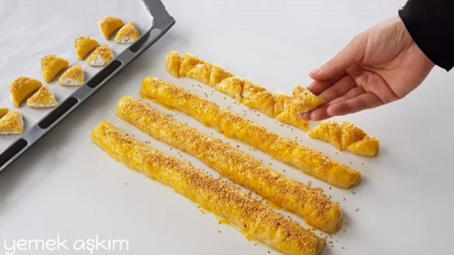 Peynirli Dillerde Dolaşacak Tuzlu Kurabiye Tarifi 2