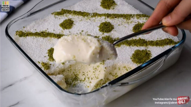 Kaşık Kıran Lezzette Sütlü İkramlık Lokum Tatlısı Tarifi