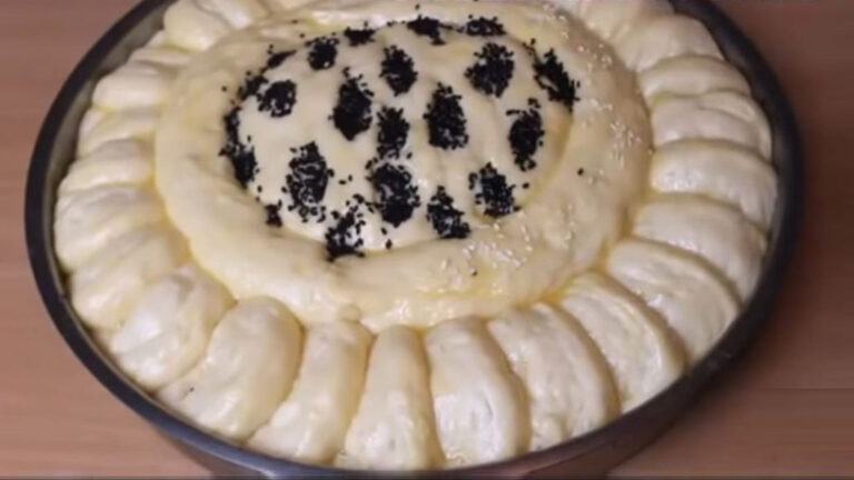 Aynı Hamurdan 2 Farklı Poğaça Börek Tarifi