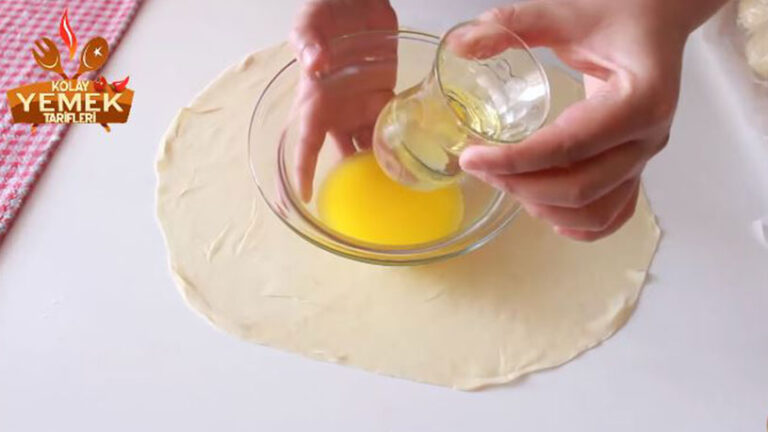 El Açma 3 Malzemeli Mayasız Katmer Tarifi