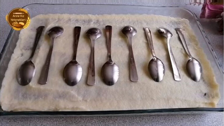 Bomba Lezzetlerden 9 Kaşık Pasta Tarifi