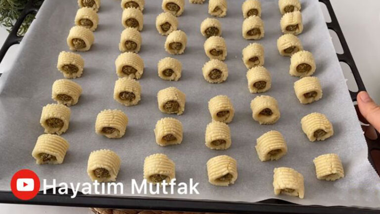 Çerez Gibi Yenen İkramlık Kurabiye Tarifi