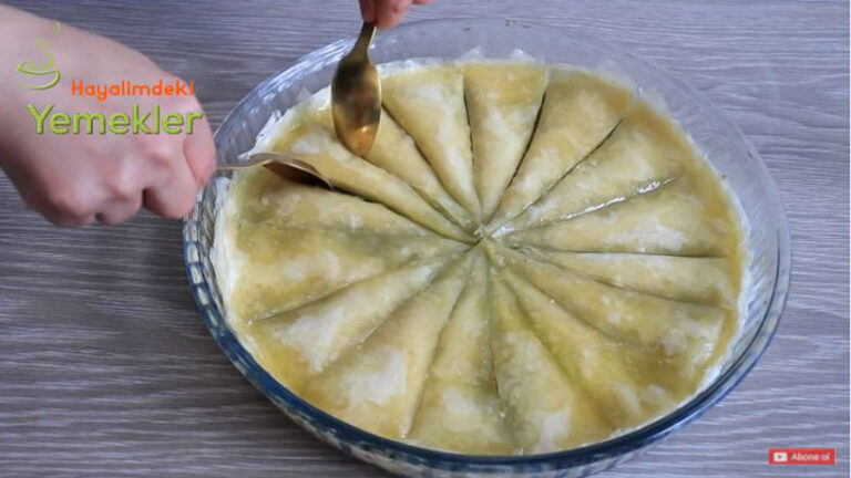 Misafire Bayrama Hazır Gibi Dilim Baklava Tarifi