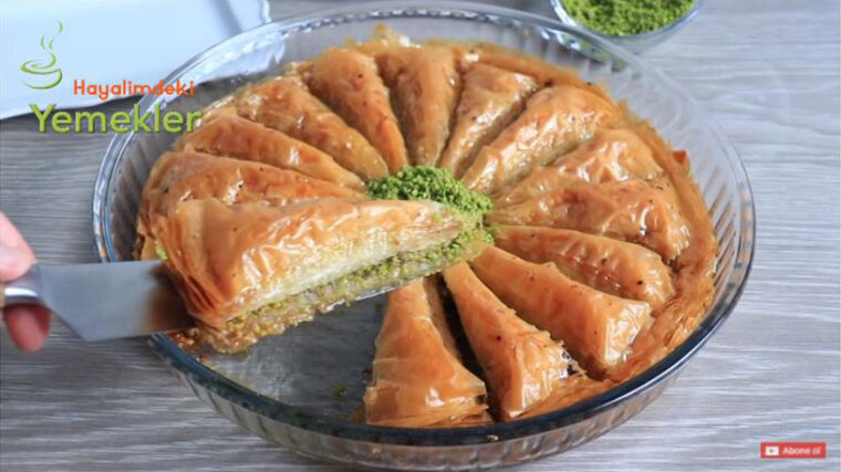 Bayrama Bomba Dilim Baklava Tarifi 2