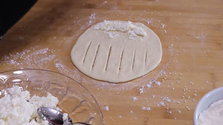 Şekli Ve Lezzeti Konuşulacak Kahvaltılık İkramlık Tarifi