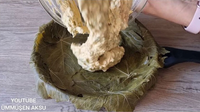 İnanılmaz Üzüm Yaprağında Börek Tarifi