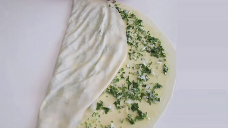 Tavada Yapılan Otlu Börek Tarifi Olay Olacak