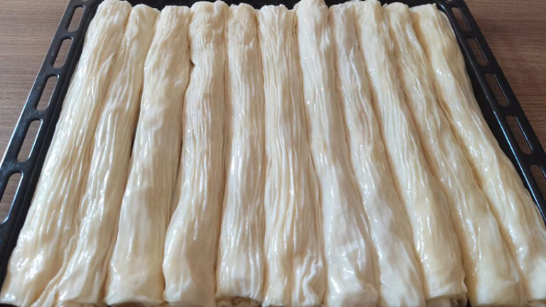 Son Zamanların En İddialısı Büzgülü Börek Tarifi