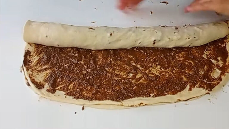Açma Gibi Çıtır Ve Nefis İkramlık Çörek Tarifi