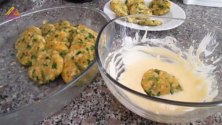Etliyi Aratmayan İkramlık ve Kahvaltılık Patates Köftesi Tarifi