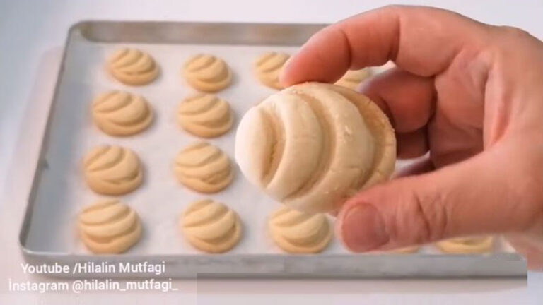 Margarin Yok Sadece 3 Malzemeden İkramlık Kapak Kurabiye Tarifi