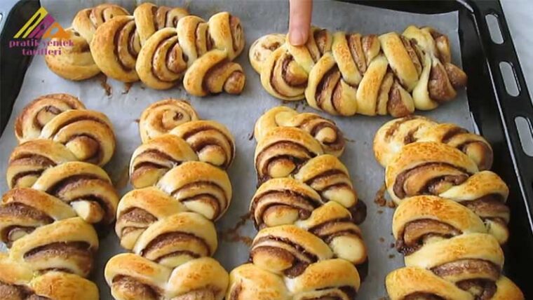 Muhteşem İç Dolgulu Poğaça Çörek Tarifi 1