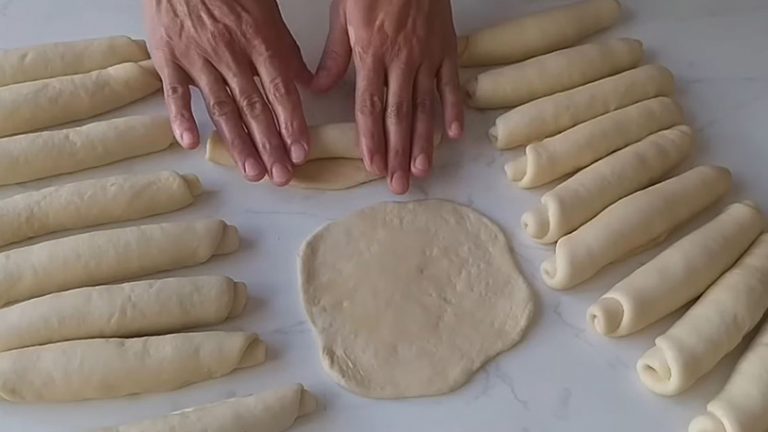 En Bereketli Pofur Pofur Parmak Poğaça Tarifi