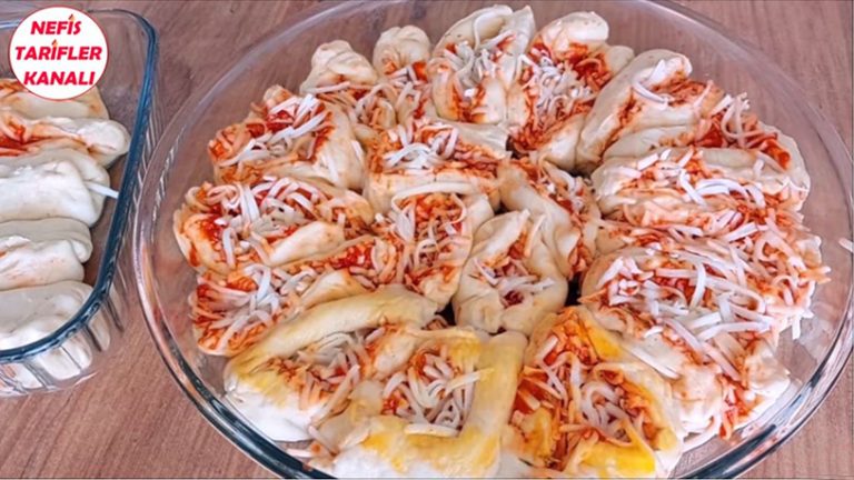 Tekniği Lezzeti En İddialı İkramlık Çörek Tarifi