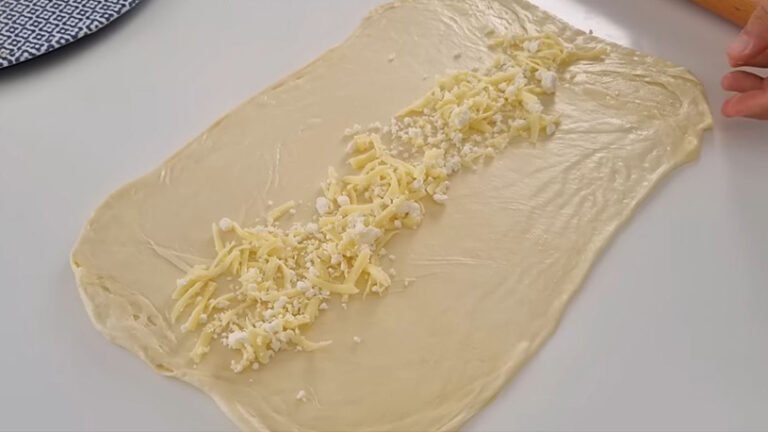 100 Yıldan Eski Yöntem İle Katmer Börek Tarifi
