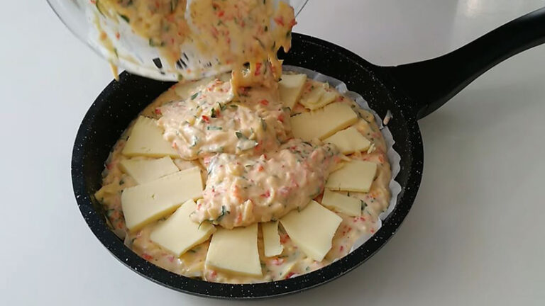 Kapış Kapış Giden Çaya Kahvaltıya İkramlık Tava Böreği Tarifi