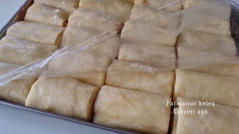 Sosuna Eklenen Biraz Unla El Açma Sanılan Börek Tarifi