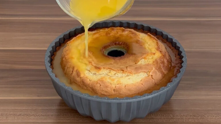 1 Dilim Asla Kimseye Yetmeyecek Portakallı Islak Kek Tarifi