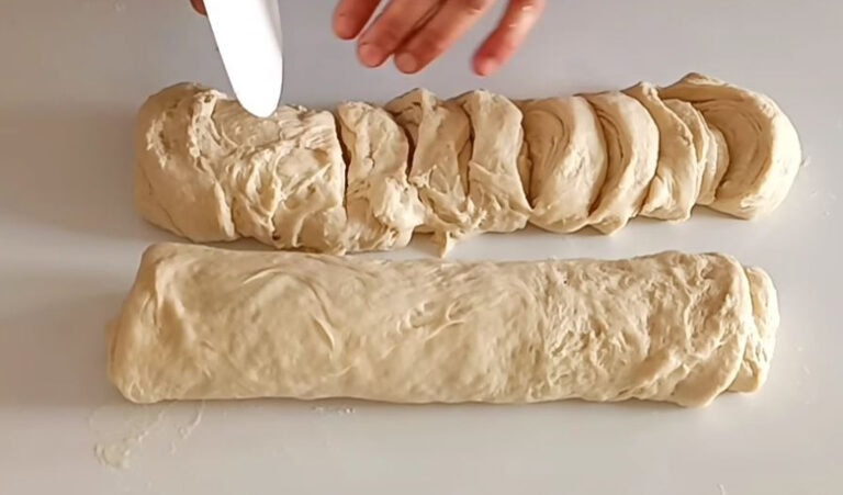 Artık Teknikleri Değiştiren İkramlık Poğaça Tarifi