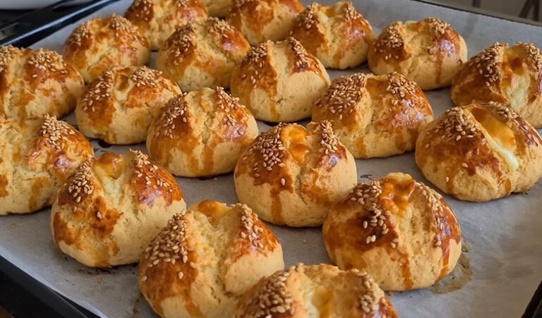 Tiryakisi Olduğun Kıyırdan Kıyır Poğaça İkramlık Tarifi