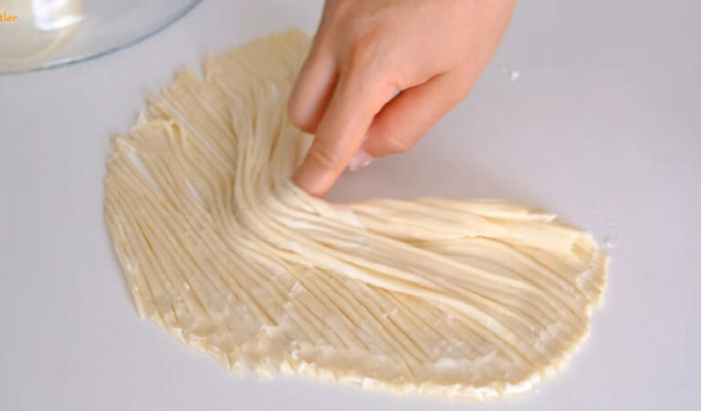 Bu Nasıl Teknik Dediğim Bol Telli İkramlık Bazlama Tarifi