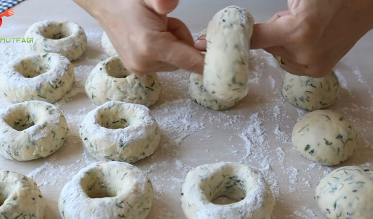 Çaya Kahvaltıya Dereotlu İkramlık Pişi Tarifi