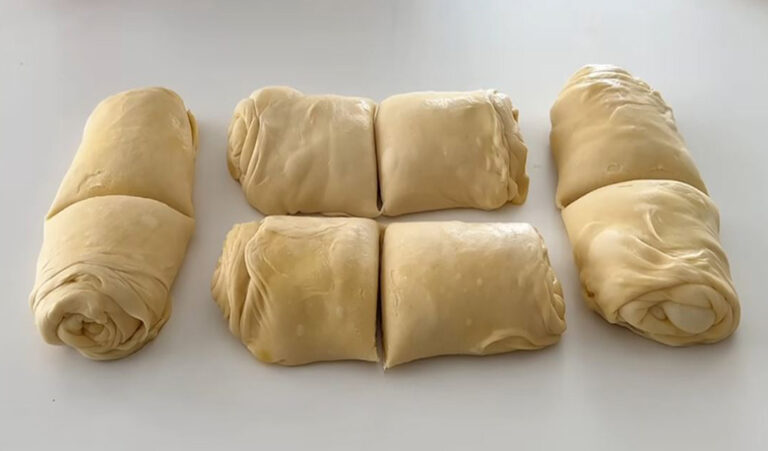 Akşamdan Yap Sabah Pişir Farklı İkramlık Katmer Tarifi